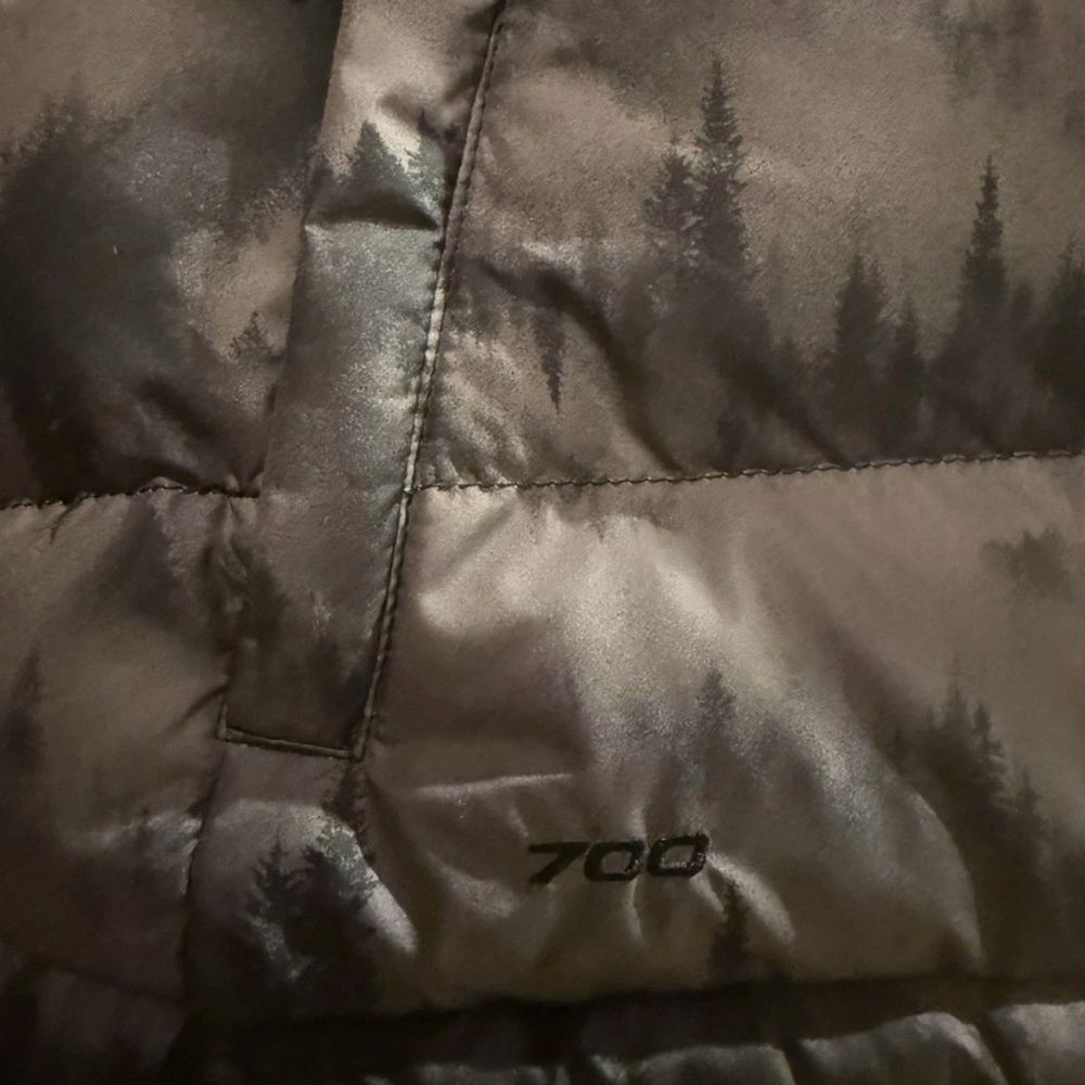 The North Face Gray and Black Puffer Vest, small, tree design. 700 full count - Picture 4 of 5